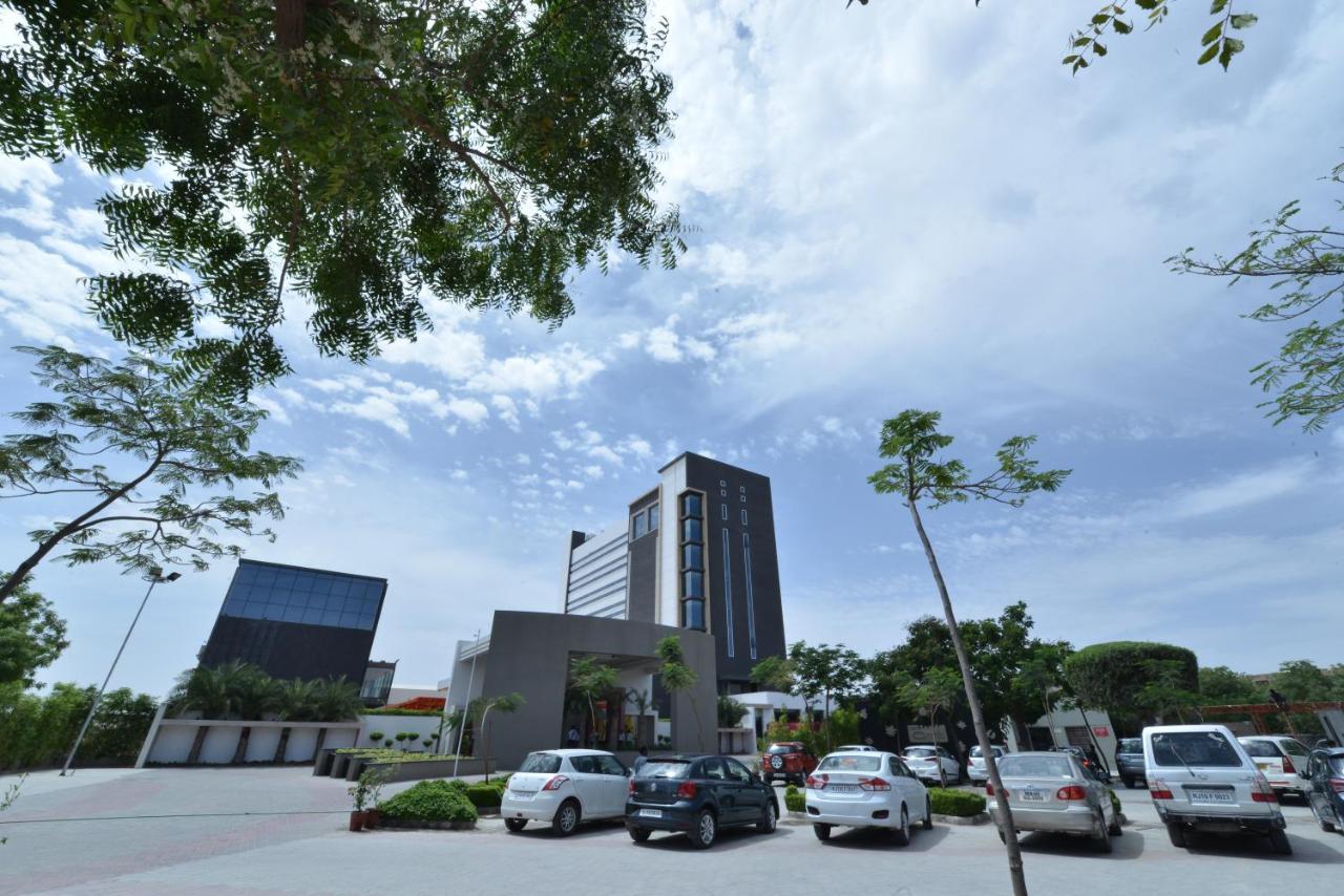 Hotel Kasturi Orchid Pal Bagian luar foto