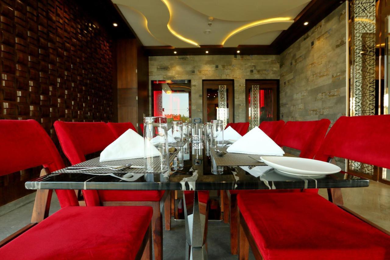 Hotel Kasturi Orchid Pal Bagian luar foto