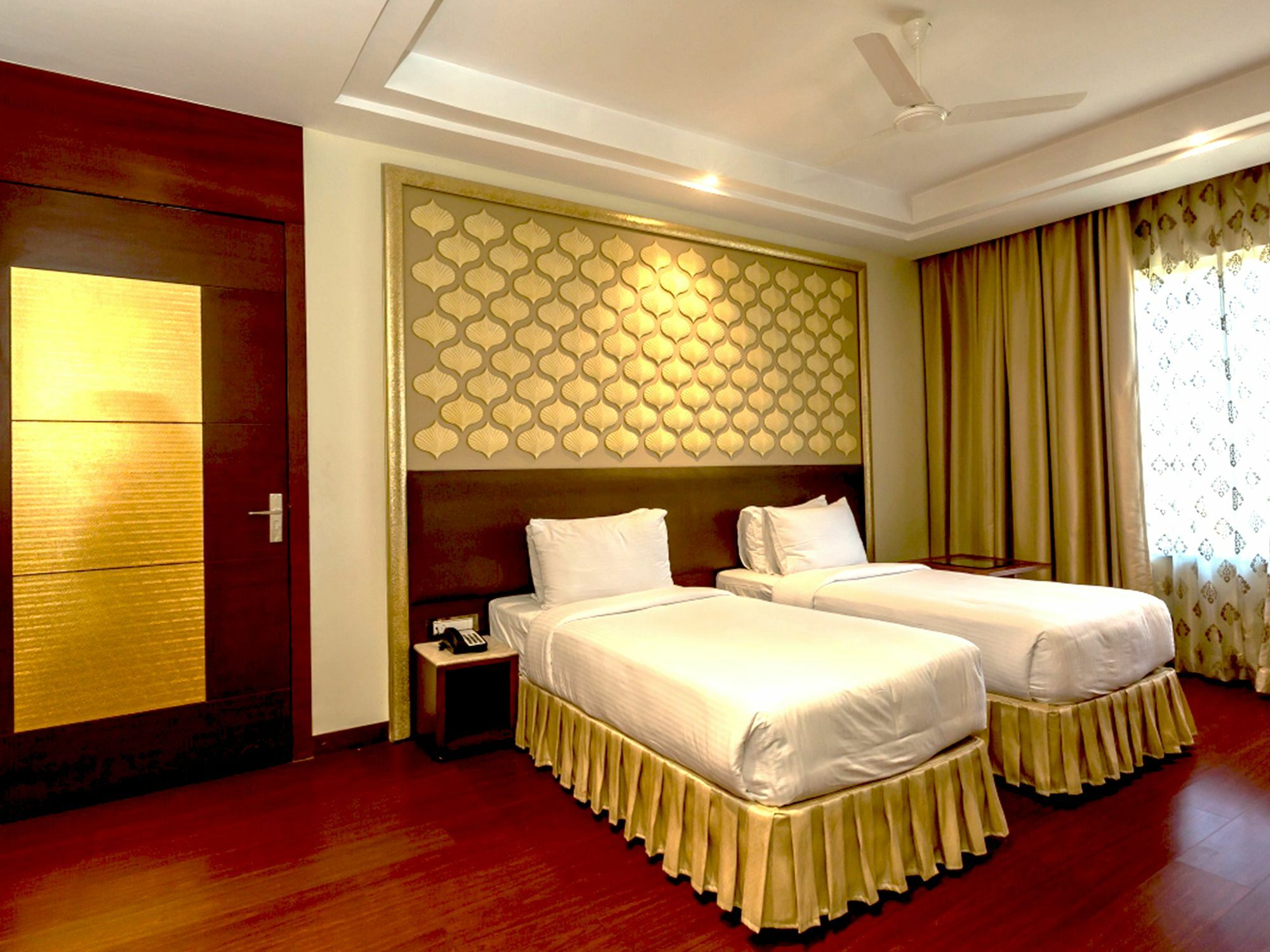 Hotel Kasturi Orchid Pal Bagian luar foto