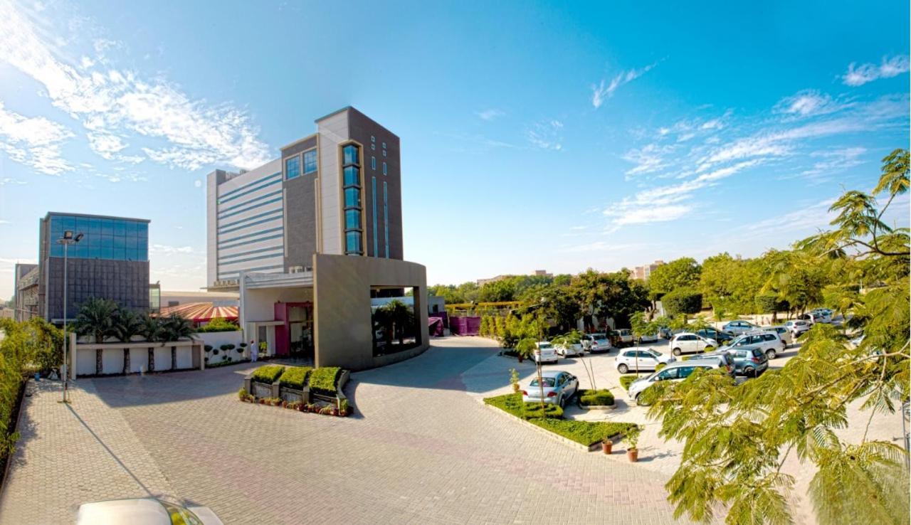 Hotel Kasturi Orchid Pal Bagian luar foto